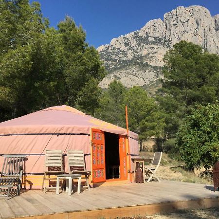 La Yurta Naranja 호텔 피네스트라트 외부 사진